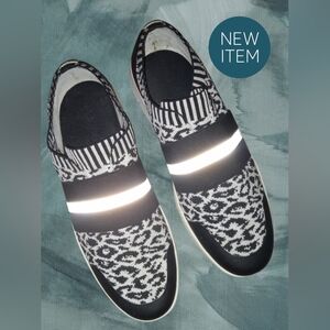 Johnston & Murphy Sneakers Size 8M